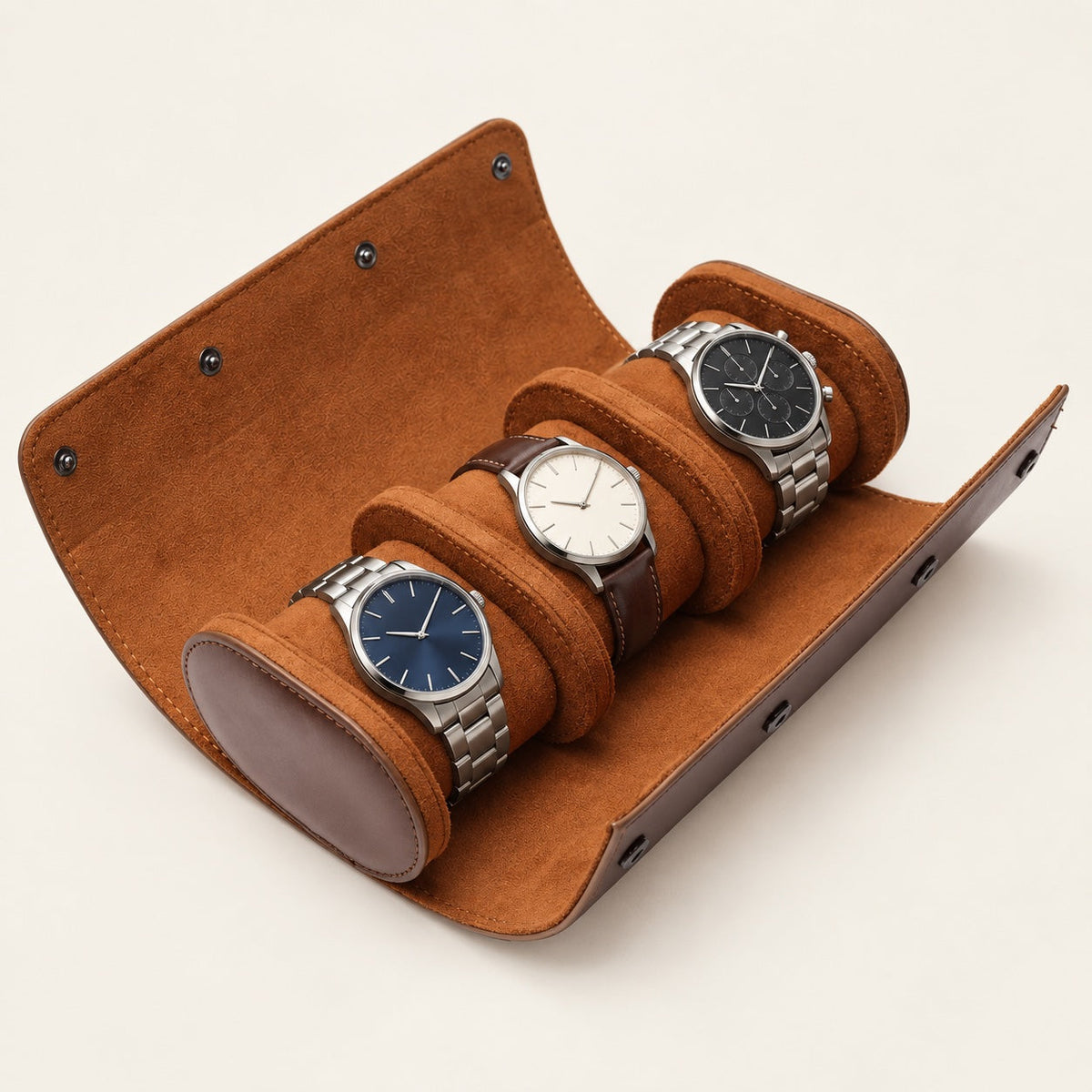 Watch Box vs Watch Roll: Which Is Right for Your Watches?